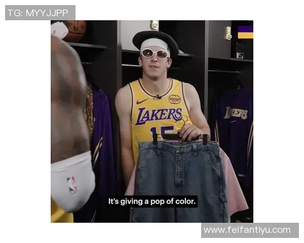 范德比尔特盛赞里夫斯迎接挑战两场比赛得分超90分令人惊叹