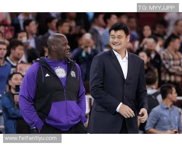 明星聚会小贝与成龙姚明奥尼尔同框自拍引发热议