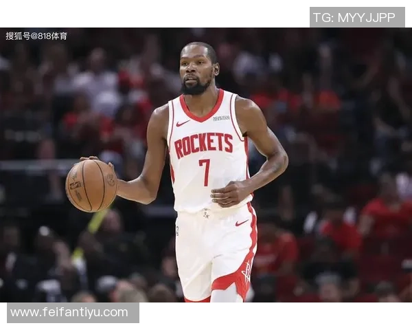 杜兰特赞阿门能力全面能胜任控卫中锋与大前锋多重角色